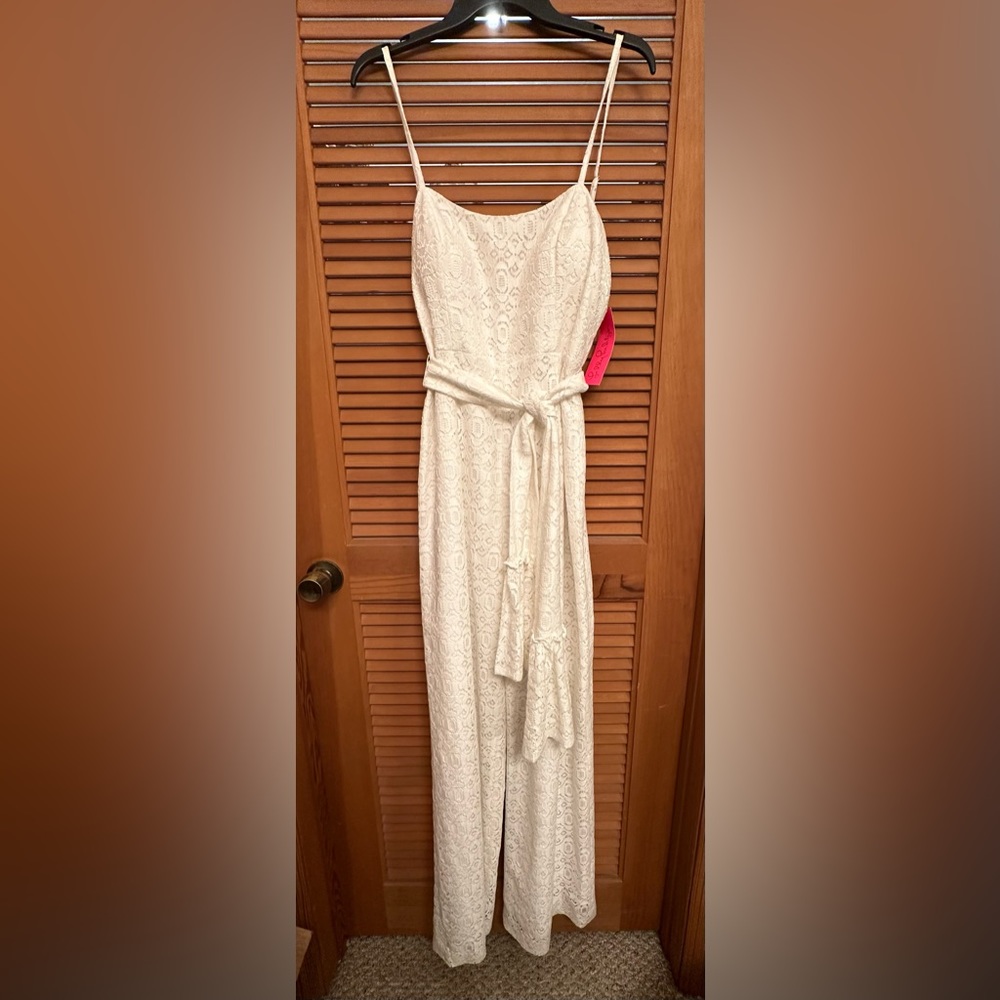 Brand New - Never worn. Lily Pulitzer Lace jumpsuit. White.
